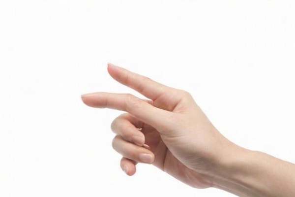 雙魚座的忽冷忽熱：情感的迷霧與浪潮