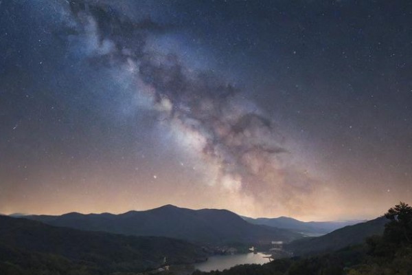 臘月十三是什么星座(陽歷臘月十三是什么星座)
